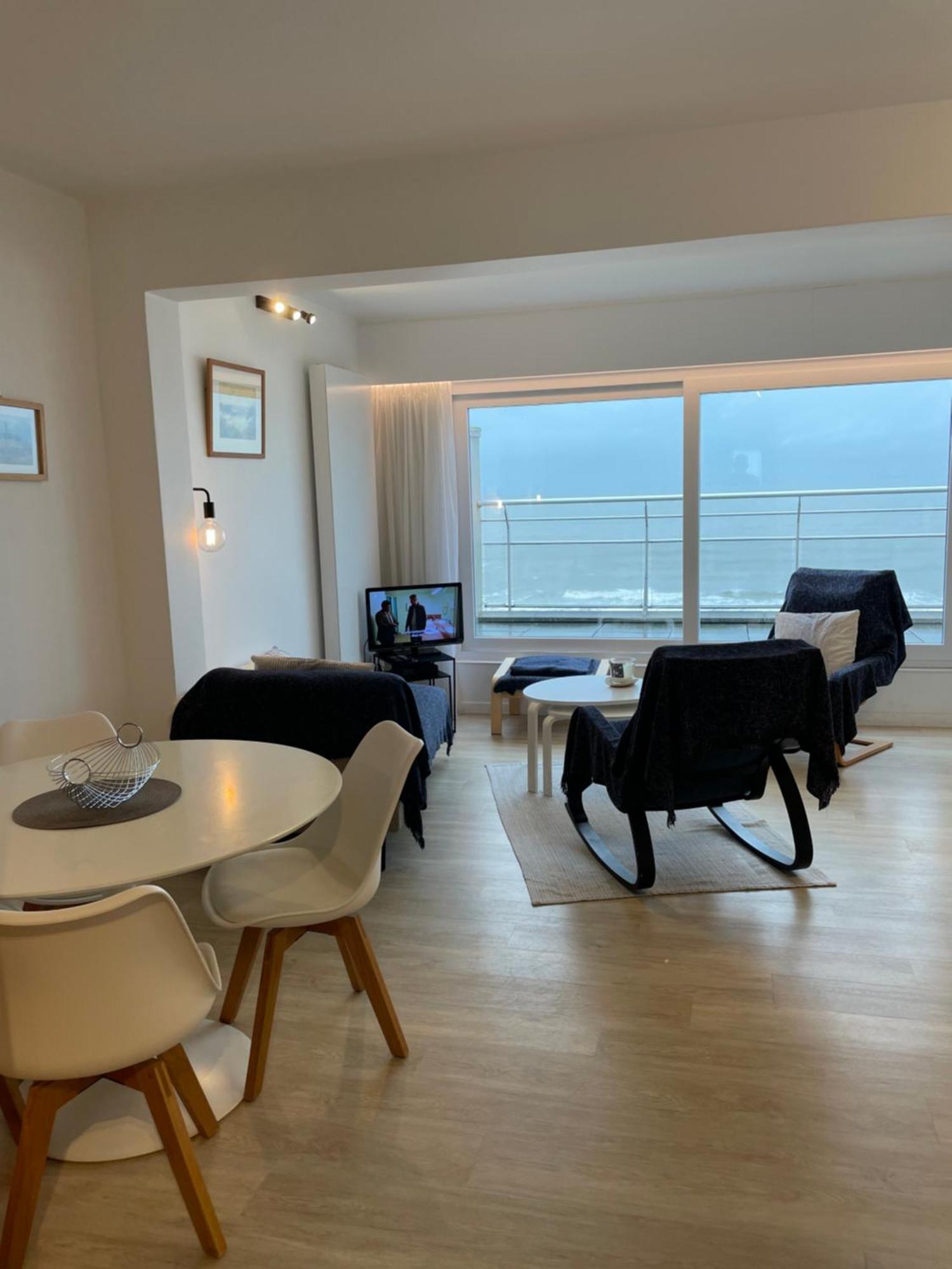 ウェンドゥイネPenthouse On The Belgian Coast With Sea & Landscape Viewsアパートメント エクステリア 写真